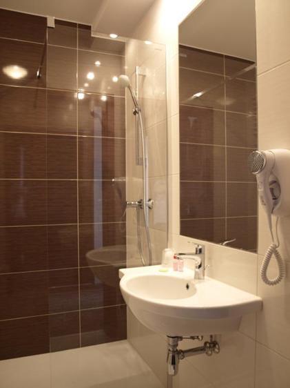 Hotel Kamiza Wyszków Εξωτερικό φωτογραφία