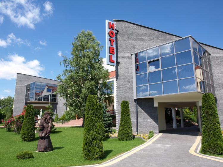 Hotel Kamiza Wyszków Εξωτερικό φωτογραφία