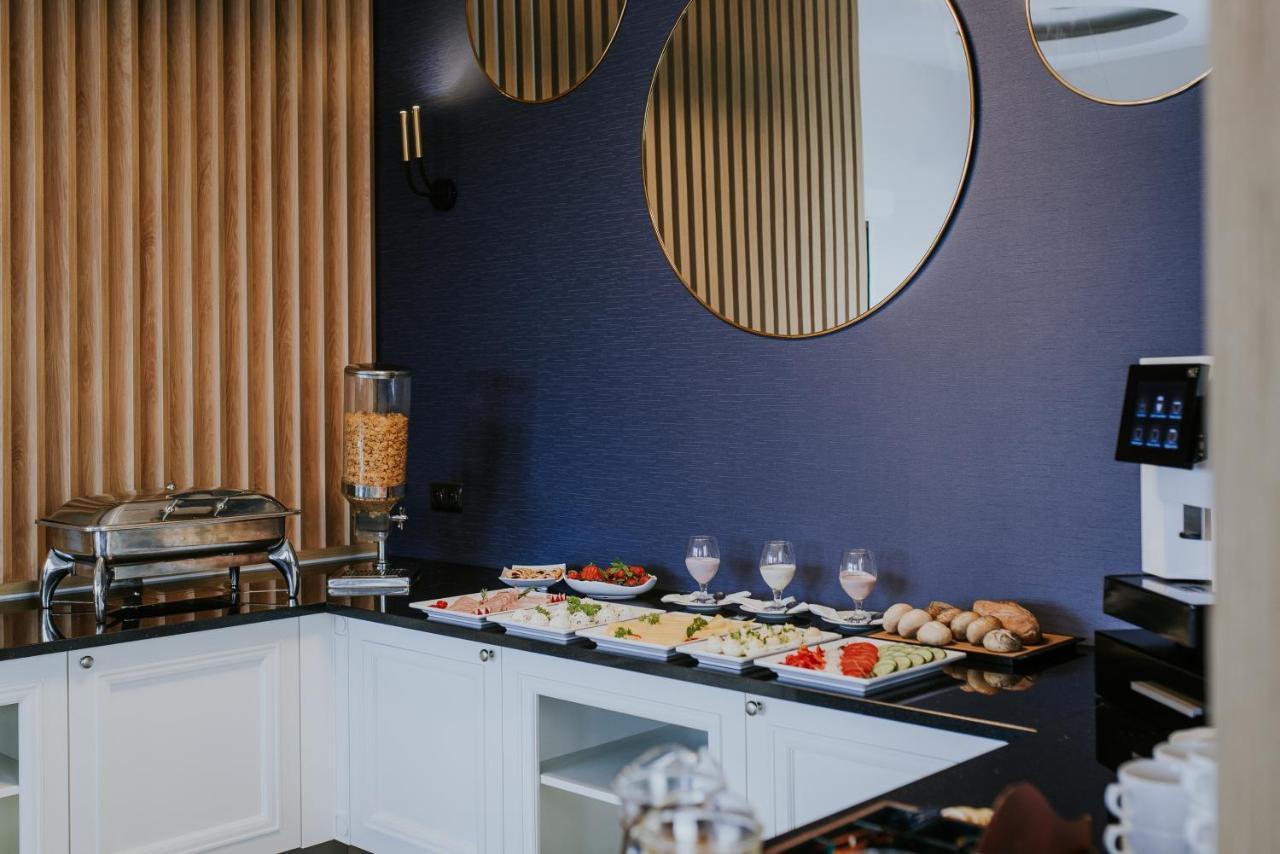 Hotel Kamiza Wyszków Εξωτερικό φωτογραφία