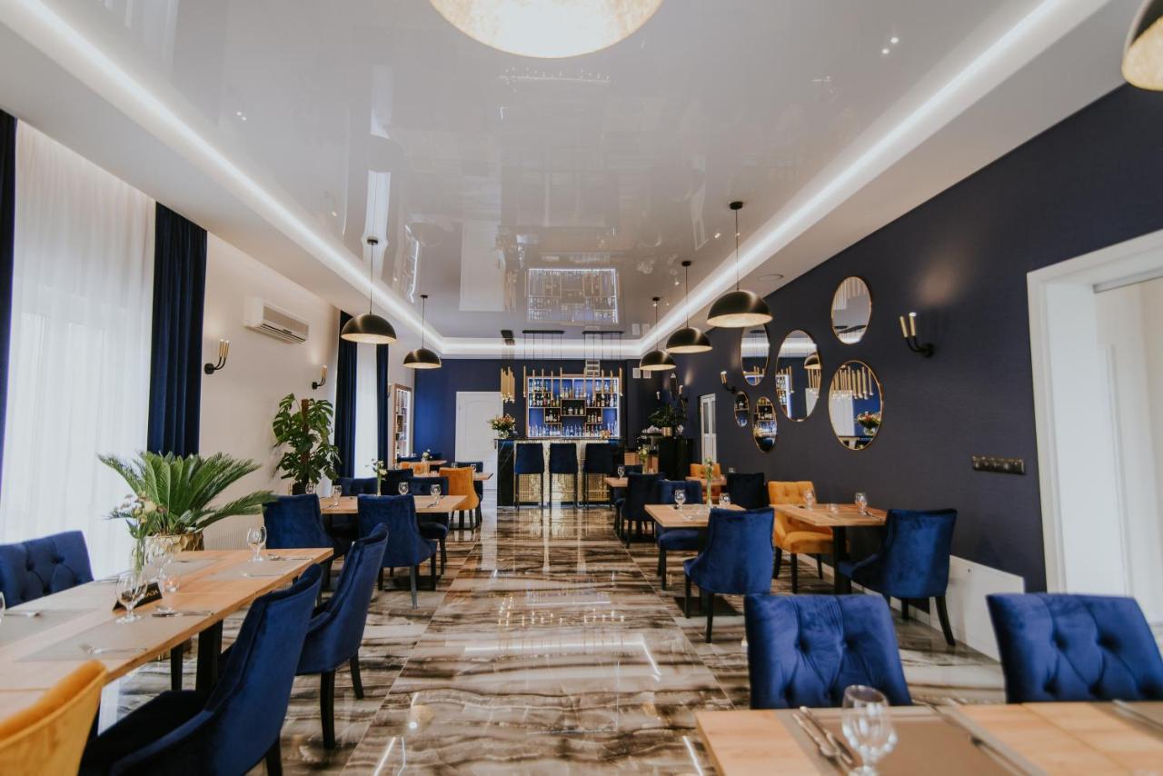 Hotel Kamiza Wyszków Εξωτερικό φωτογραφία